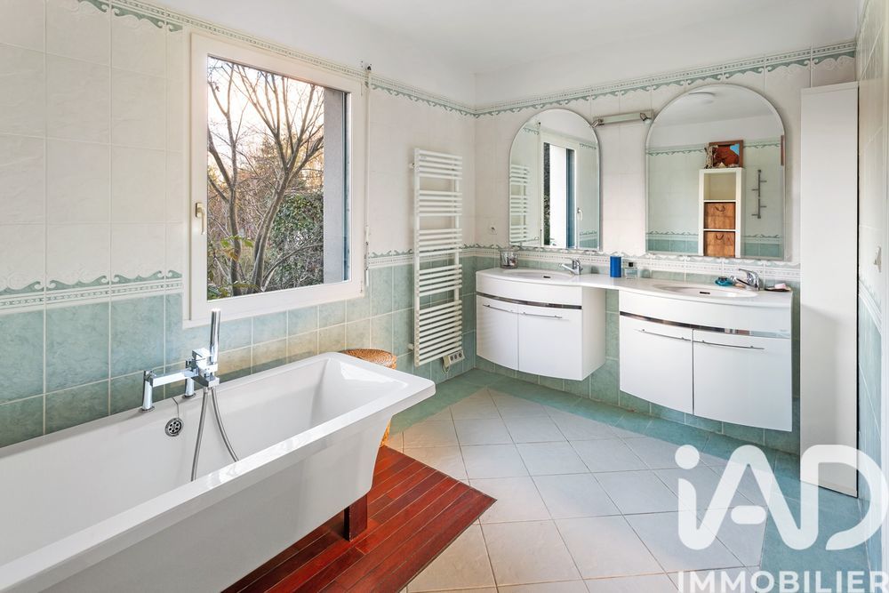 � vendre  Villa La Chapelle-sur-Erdre (44240)