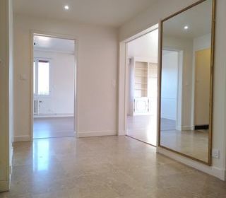  Appartement � louer 5 pi�ces 142 m�