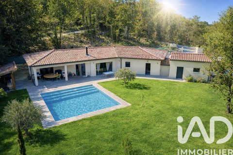   Vente Maison d'architecte 4 pi�ces Villa - 4 pi�ce(s) - 116 m�