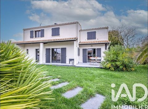   Vente Demeure 8 pi�ces Maison - 8 pi�ce(s) - 207 m�