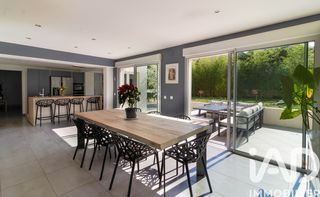  Maison � vendre 9 pi�ces 243 m�