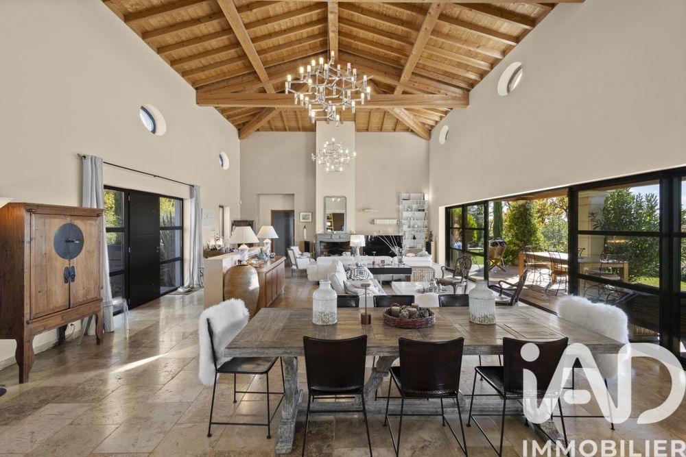 � vendre  Villa Aups (83630)