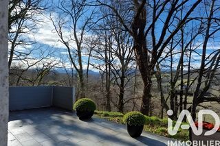  Maison � vendre 9 pi�ces 235 m�