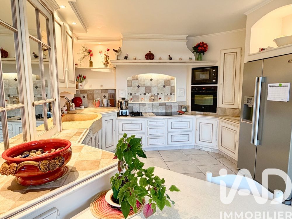 � vendre  Villa Bourgoin-Jallieu (38300)