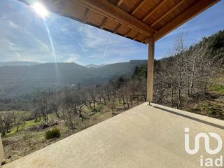  Maison � vendre 5 pi�ces 220 m�