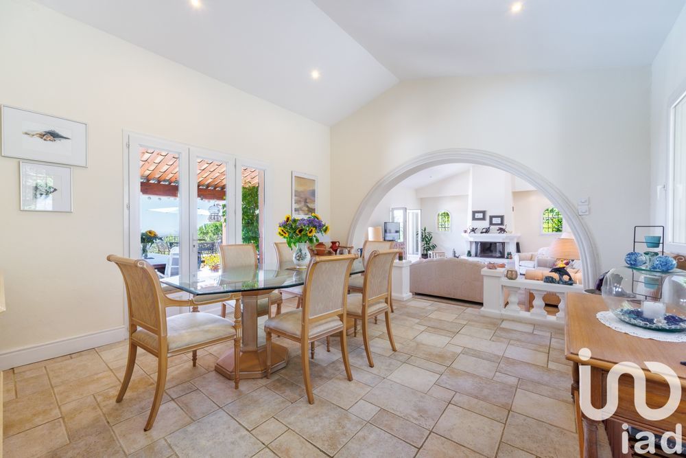 � vendre  Villa Tourrettes-sur-Loup (06140)