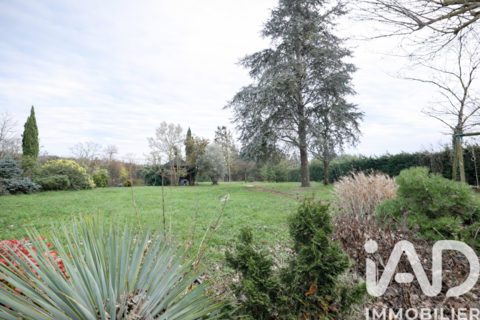   Vente Long�re 7 pi�ces Maison - 7 pi�ce(s) - 173 m�