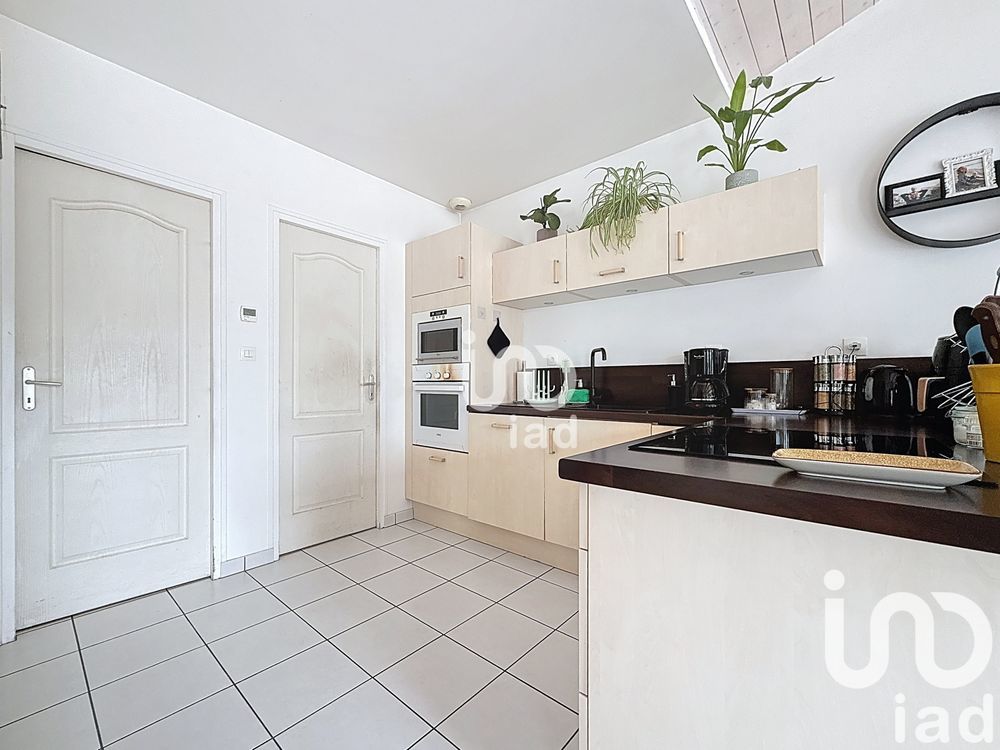 � vendre  Maison Le Bois-Plage-en-R� (17580)