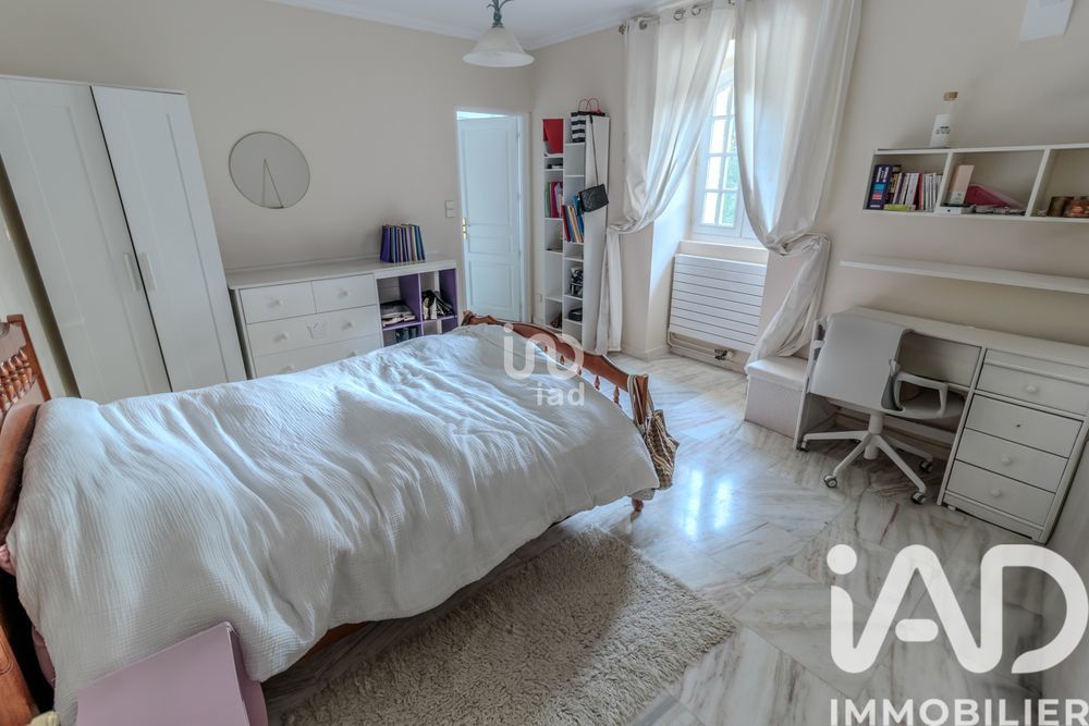 � vendre  Villa Lamorlaye (60260)
