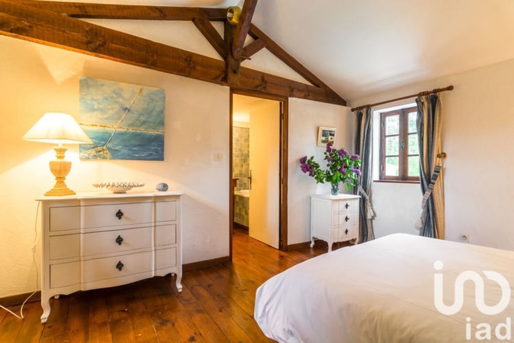 � vendre  Maison Mazeyrolles (24550)