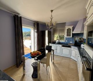  Maison � vendre 5 pi�ces 130 m�