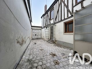  Maison � vendre 7 pi�ces 245 m�