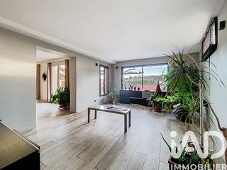  Maison � vendre 8 pi�ces 218 m�