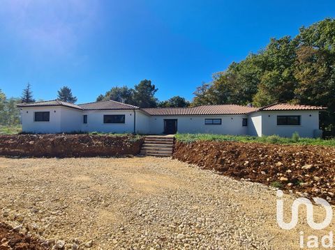   Vente Maison/villa 7 pi�ces Maison - 7 pi�ce(s) - 250 m�