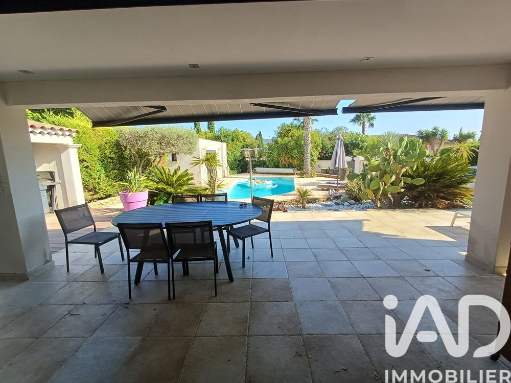 � vendre  Maison Saint-Cyr-sur-Mer (83270)