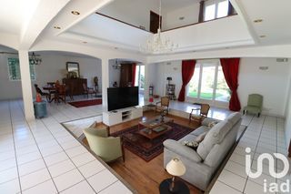  Maison � vendre 6 pi�ces 242 m�