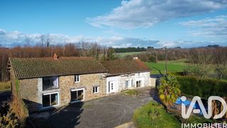  Maison � vendre 5 pi�ces 220 m�