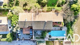  Immeuble � vendre 296 m�