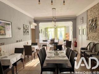  Immeuble � vendre 715 m�