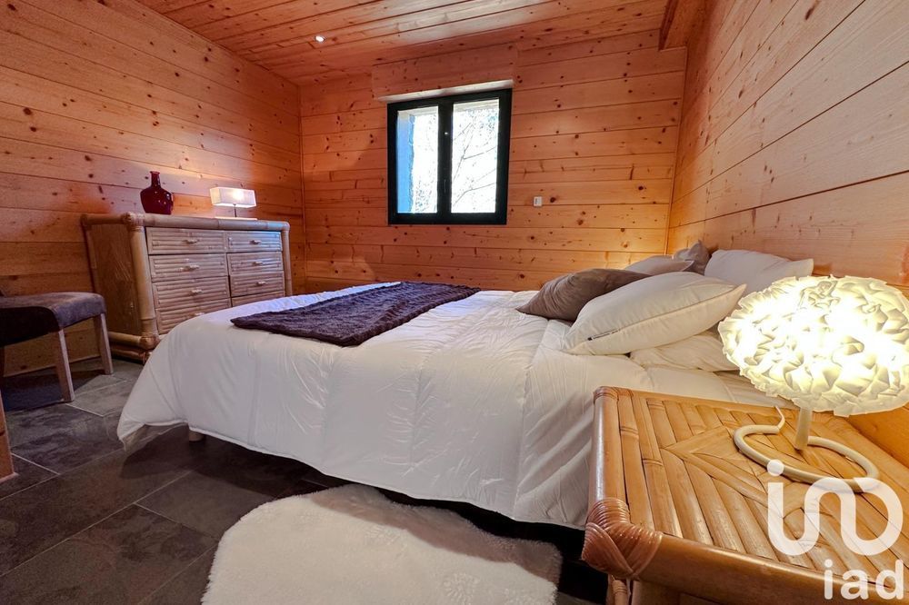 � vendre  Appartement Eyne (66800)