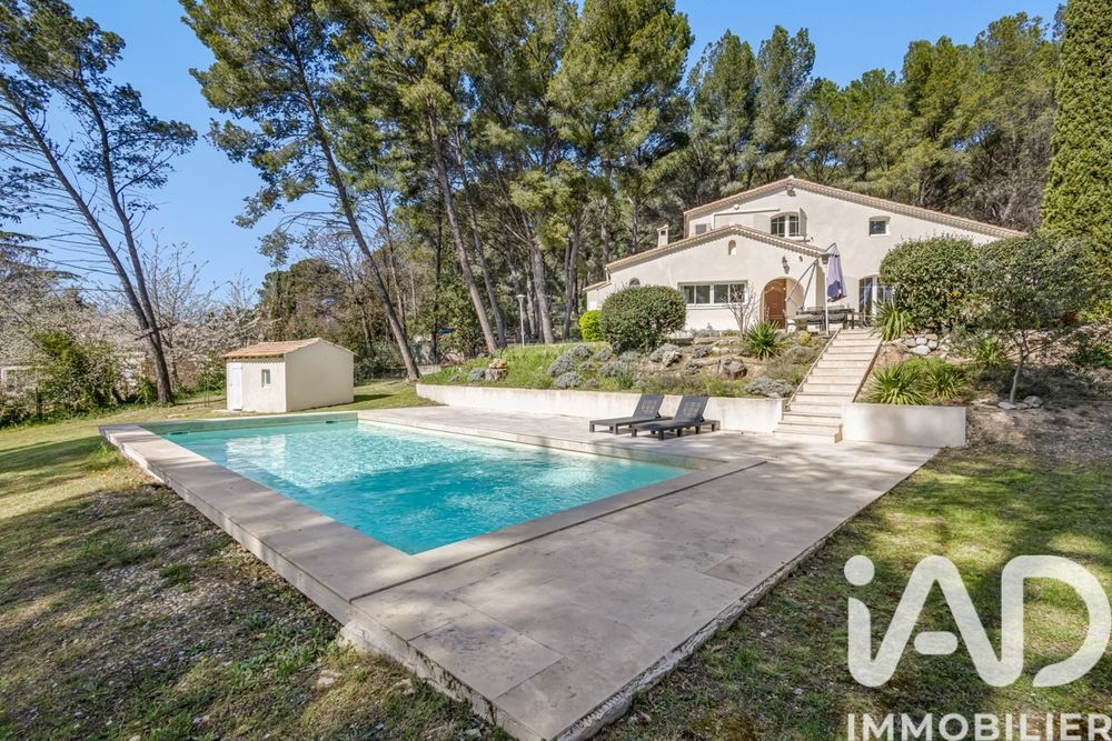 � vendre  Maison �guilles (13510)