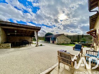  Maison � vendre 10 pi�ces 180 m�