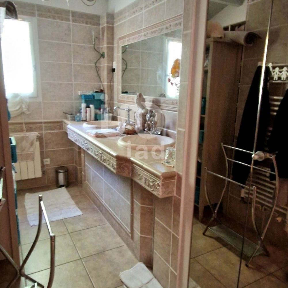 � vendre  Maison Sernhac (30210)