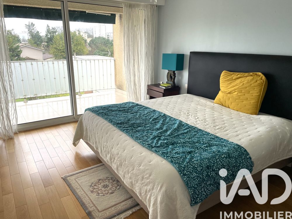 � vendre  Appartement Bordeaux (33200)