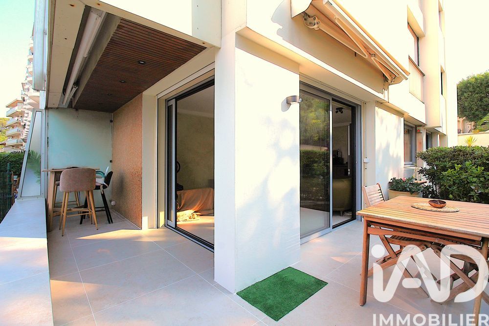 � vendre  Appartement Antibes (06600)