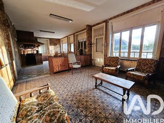  Maison � vendre 15 + pi�ces 320 m�