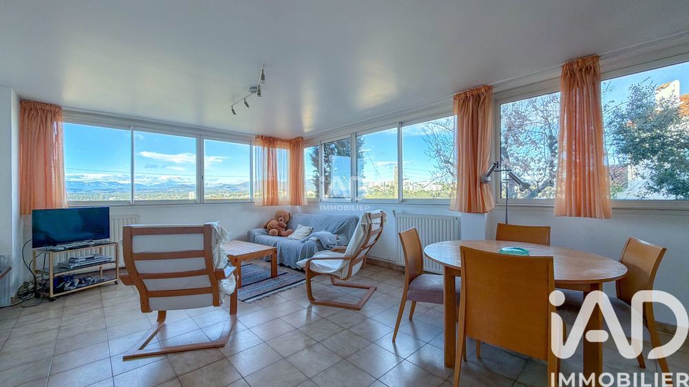 � vendre  Maison Saint-Rapha�l (83700)