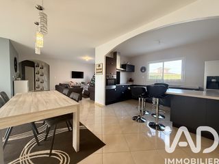  Maison � vendre 4 pi�ces 165 m�