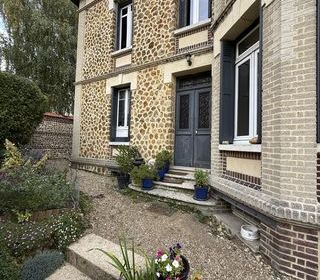  Maison � vendre 8 pi�ces 210 m�