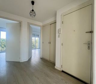  Appartement � vendre 3 pi�ces 83 m�