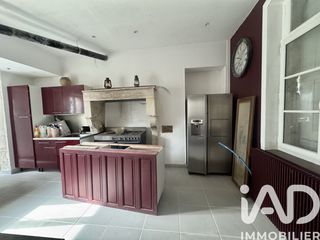  Maison � vendre 10 pi�ces 300 m�