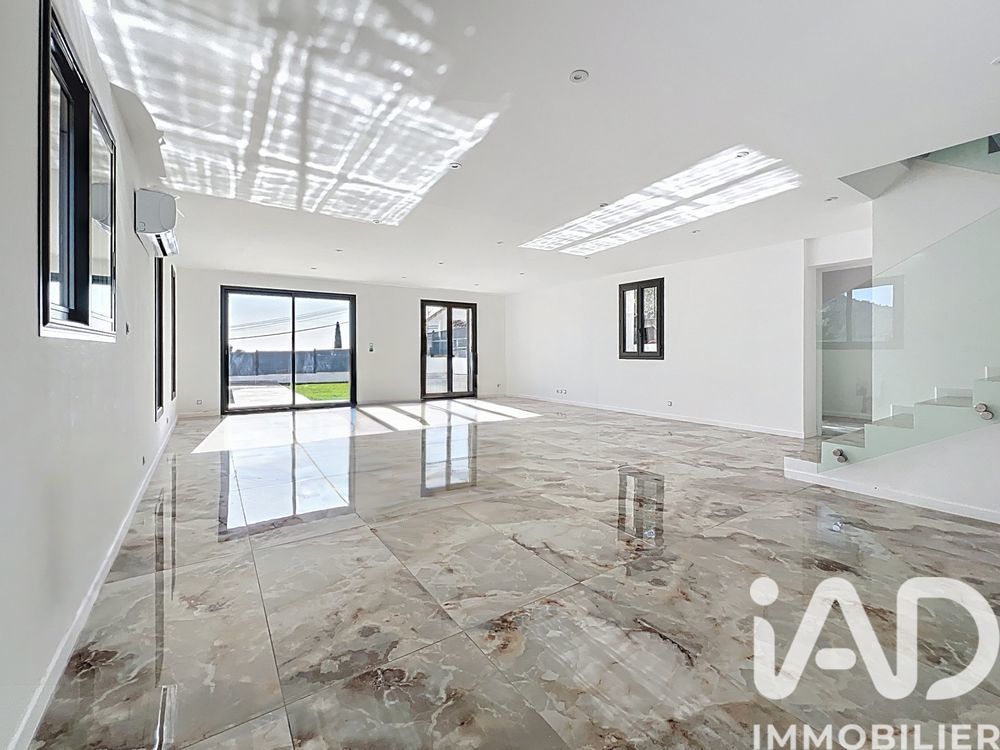 � vendre  Maison Toulon (83200)