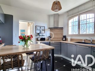  Maison � vendre 8 pi�ces 230 m�