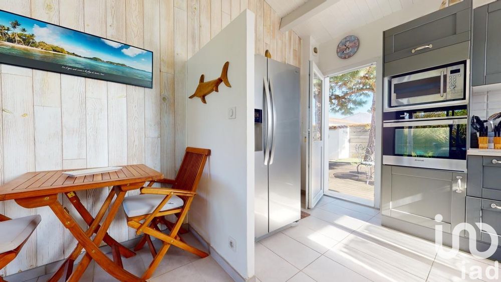 � vendre  Maison Saint-Martin-de-R� (17410)