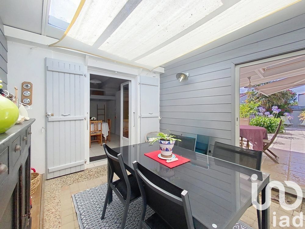 � vendre  Maison Le Bois-Plage-en-R� (17580)