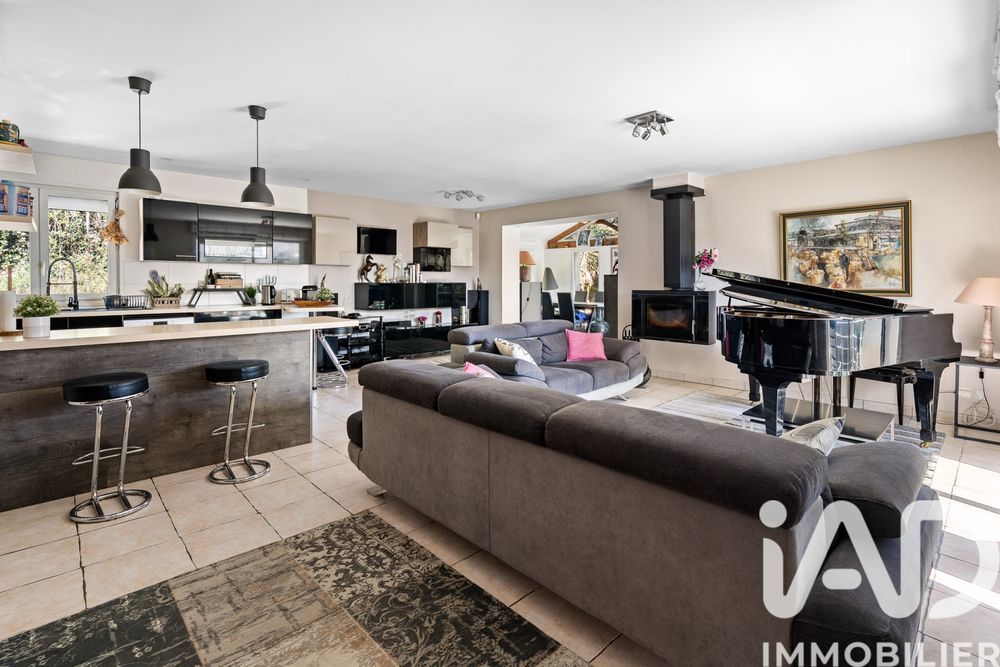 � vendre  Maison Cailloux-sur-Fontaines (69270)