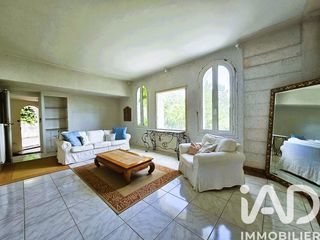  Maison � vendre 10 pi�ces 240 m�