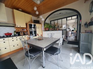  Maison � vendre 8 pi�ces 220 m�