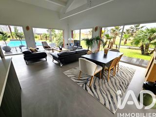  Maison � vendre 5 pi�ces 251 m�