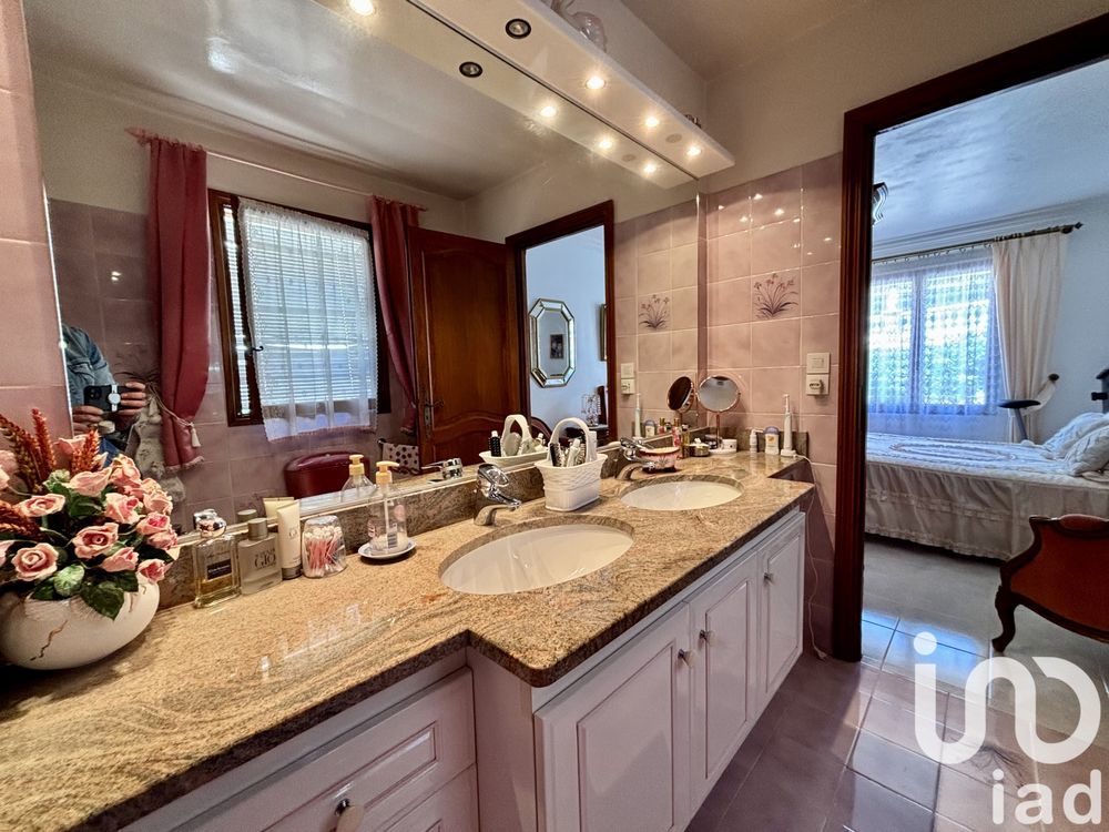 � vendre  Maison Saint-Rapha�l (83700)