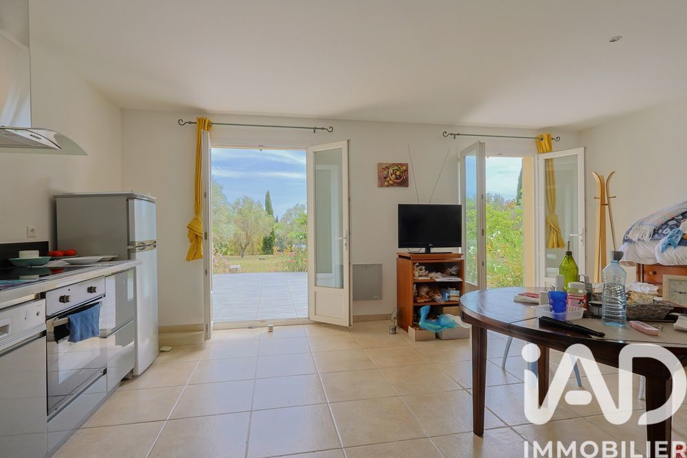 � vendre  Maison �guilles (13510)