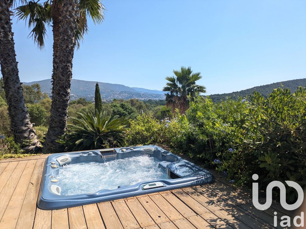 � vendre  Maison Bormes-les-Mimosas (83230)