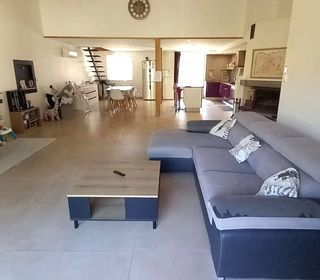  Immeuble � vendre 298 m�