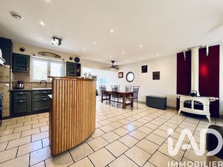  Maison � vendre 10 pi�ces 200 m�