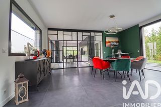  Villa � vendre 7 pi�ces 300 m�