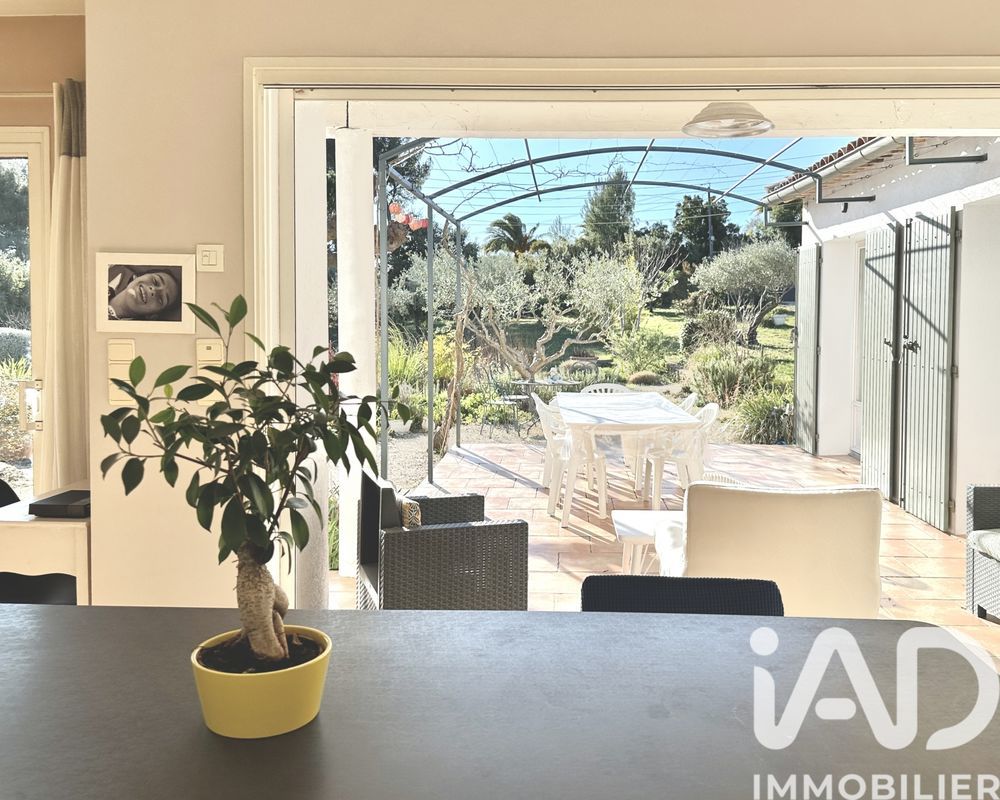 � vendre  Maison La Cadi�re-d'Azur (83740)